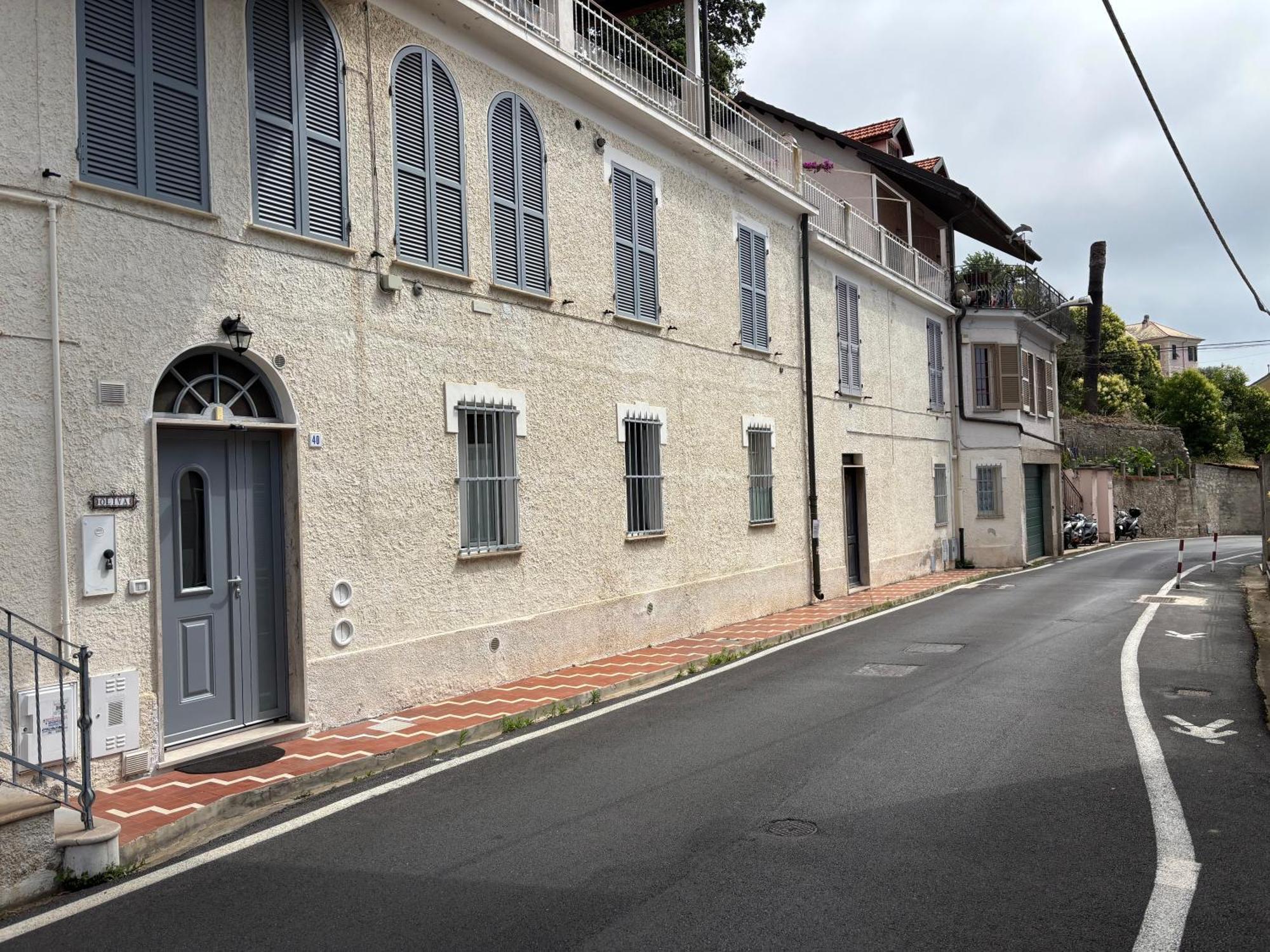 La Vespertina Bike&Sea Finale Ligure Exterior foto